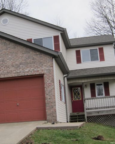1040 N Forest View Drive, Ellettsville, IN 47429