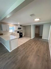 3211 Retta Street, Houston, TX 77026