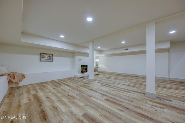 7425 Palmyra Drive, Knoxville, TN 37918