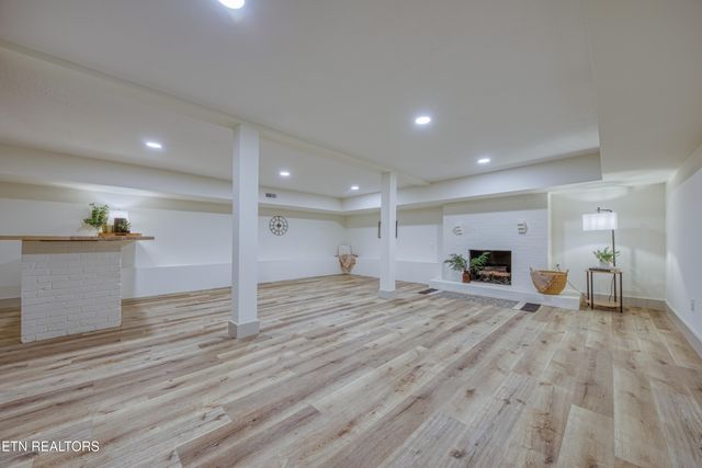 7425 Palmyra Drive, Knoxville, TN 37918