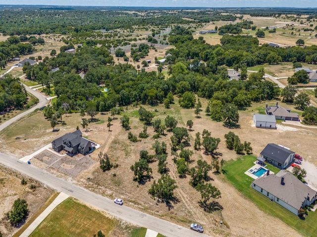 420 Hemet Way, Weatherford, TX 76087