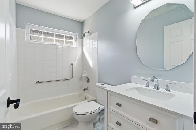 701 FLINT CT, Manchester Township, NJ 08759