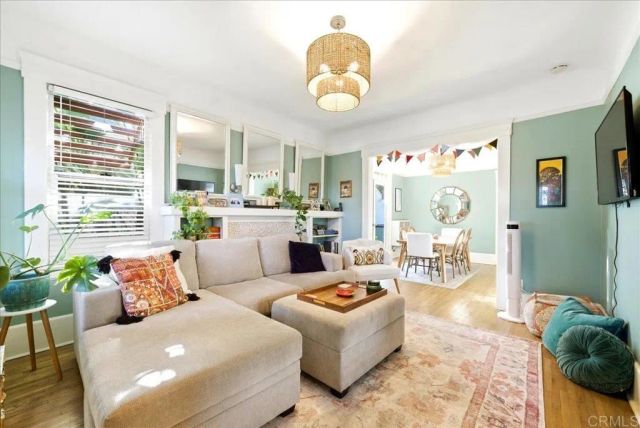 110 W Lewis, San Diego, CA 92103