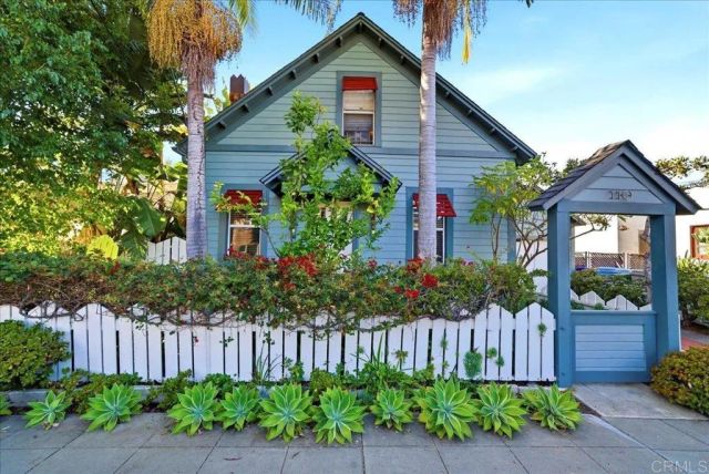 110 W Lewis, San Diego, CA 92103