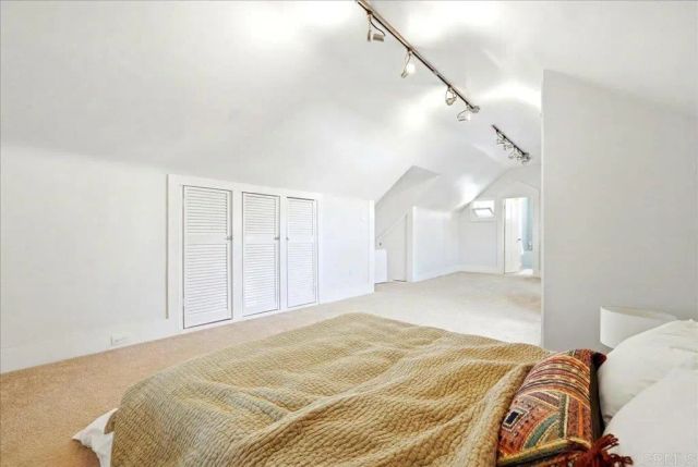 110 W Lewis, San Diego, CA 92103