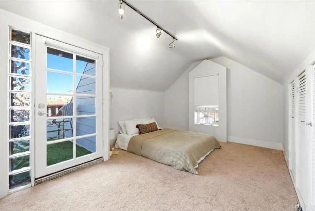 110 W Lewis, San Diego, CA 92103