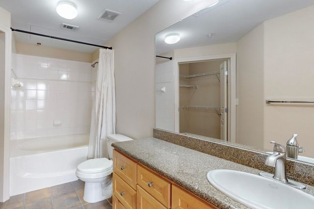 330 Las Colinas Boulevard E 246, Irving, TX 75039