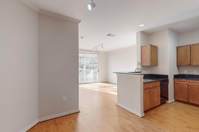 330 Las Colinas Boulevard E 246, Irving, TX 75039