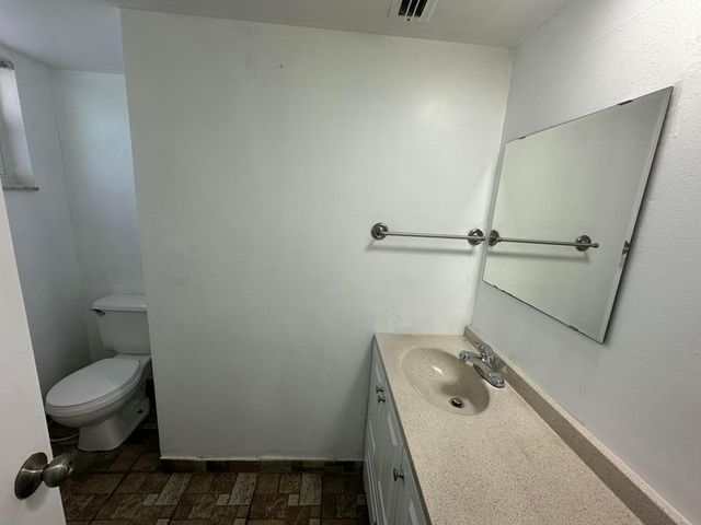 1660 NE 191st Street 404-1, Miami, FL 33179