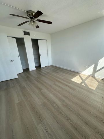 1660 NE 191st Street 404-1, Miami, FL 33179