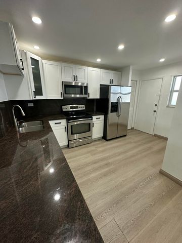 1660 NE 191st Street 404-1, Miami, FL 33179