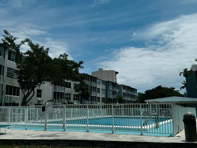 1660 NE 191st Street 404-1, Miami, FL 33179