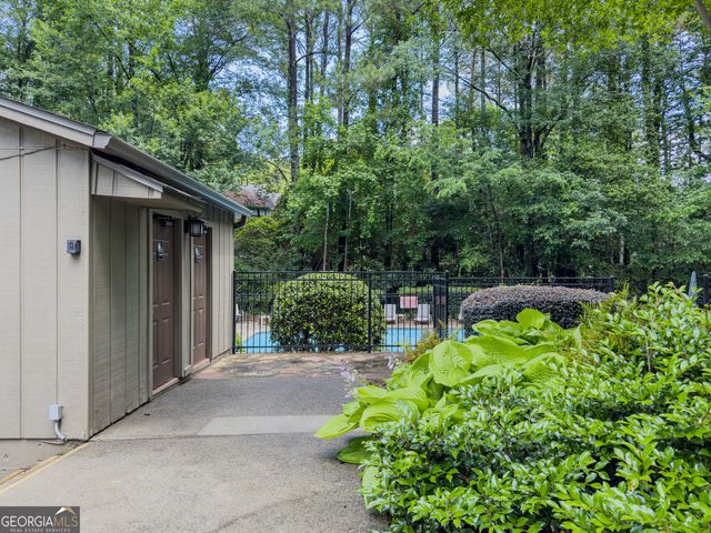 2610 Cumberland Court, Smyrna, GA 30080