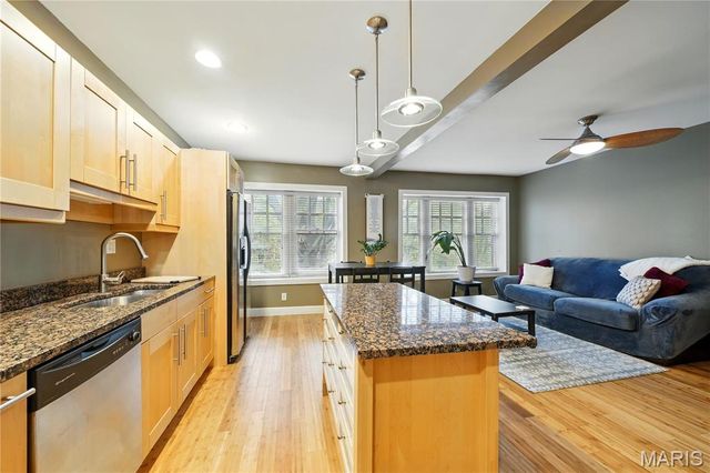 4228 McPherson Avenue 212, St Louis, MO 63108