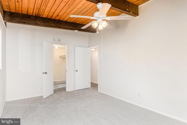 4935 AMERICANA DR #210, Annandale, VA 22003