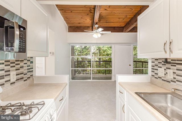 4935 AMERICANA DR #210, Annandale, VA 22003