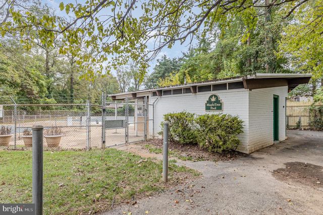4935 AMERICANA DR #210, Annandale, VA 22003