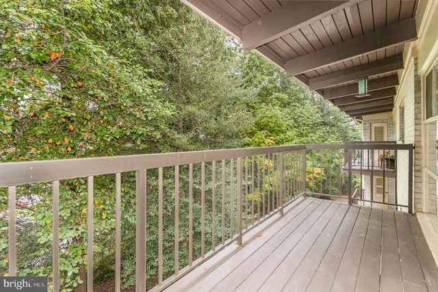 4935 AMERICANA DR #210, Annandale, VA 22003