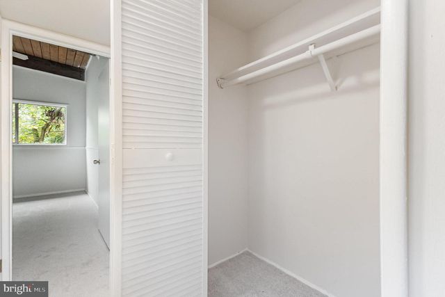 4935 AMERICANA DR #210, Annandale, VA 22003