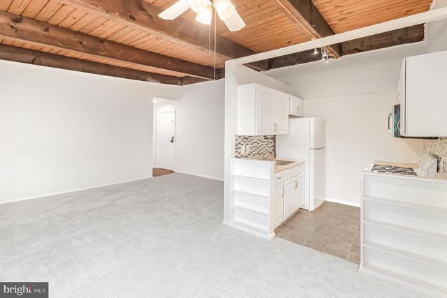 4935 AMERICANA DR #210, Annandale, VA 22003