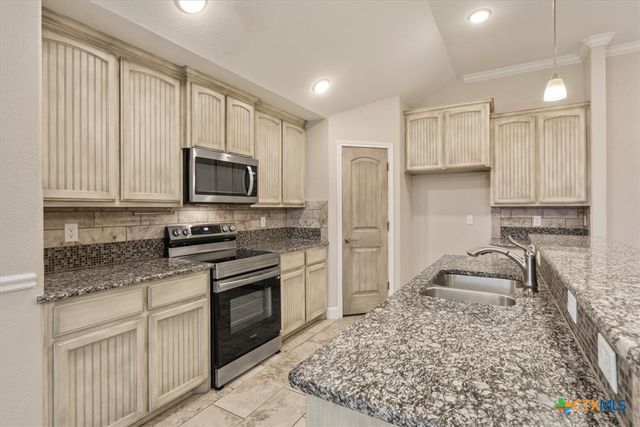 613 Damascus Drive, Belton, TX 76513