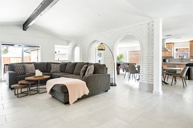 2212 Parkhaven Drive, Plano, TX 75075