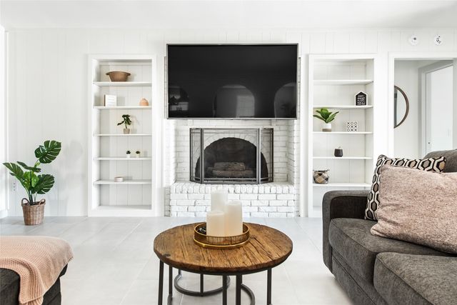 2212 Parkhaven Drive, Plano, TX 75075