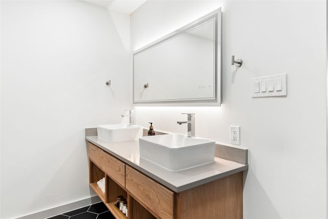 2212 Parkhaven Drive, Plano, TX 75075