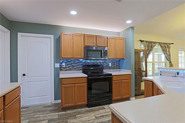 3016 SW 23rd AVE, Cape Coral, FL 33914