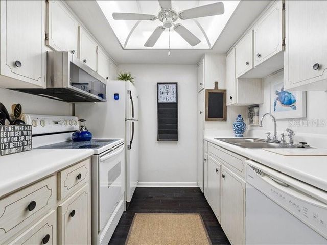 650 PINELLAS POINT DRIVE S 240, St Petersburg, FL 33705
