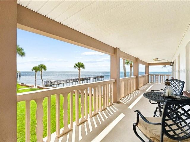 650 PINELLAS POINT DRIVE S 240, St Petersburg, FL 33705