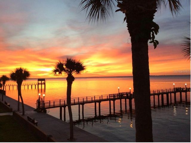 650 PINELLAS POINT DRIVE S 240, St Petersburg, FL 33705