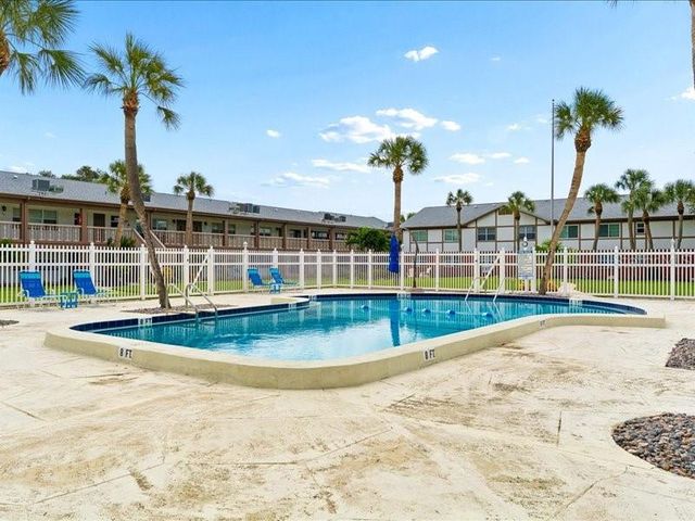 650 PINELLAS POINT DRIVE S 240, St Petersburg, FL 33705