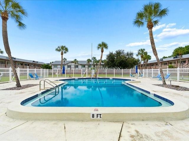 650 PINELLAS POINT DRIVE S 240, St Petersburg, FL 33705