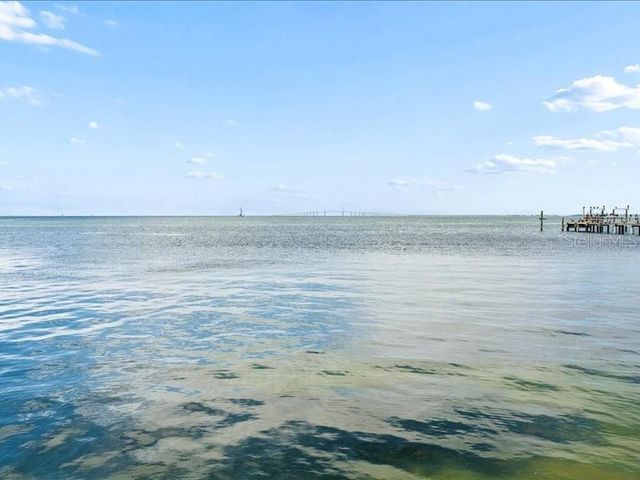 650 PINELLAS POINT DRIVE S 240, St Petersburg, FL 33705