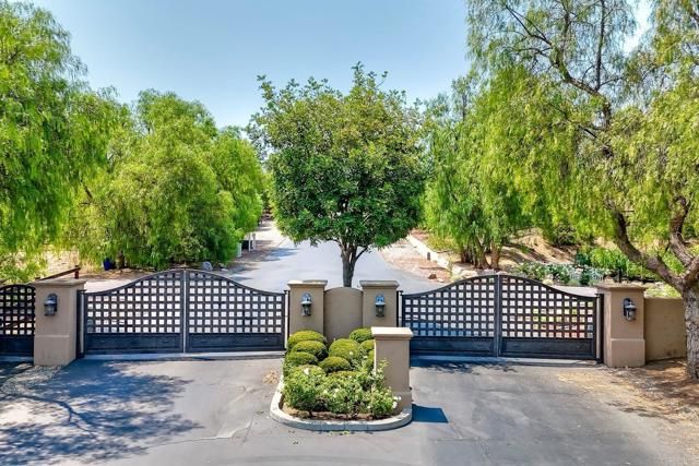 15212 Molly Anne Court, Valley Center, CA 92082