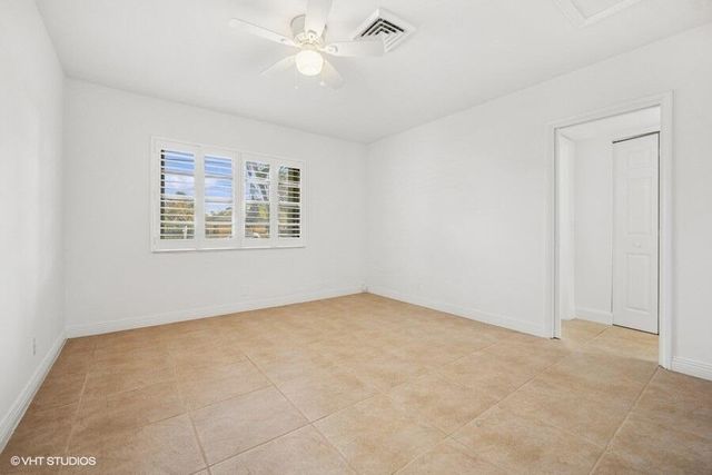 2433 NE 24th Street, Lighthouse Point, FL 33064