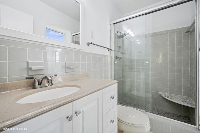 2433 NE 24th Street, Lighthouse Point, FL 33064