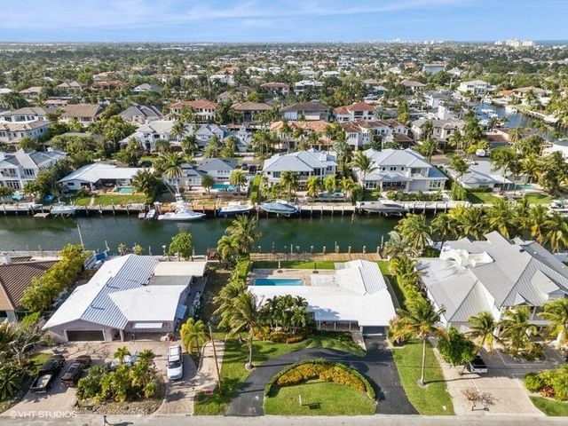 2433 NE 24th Street, Lighthouse Point, FL 33064
