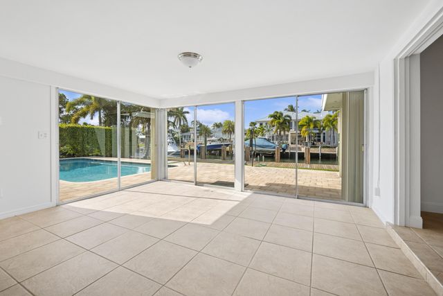 2433 NE 24th Street, Lighthouse Point, FL 33064