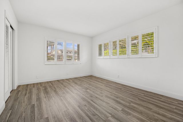 2433 NE 24th Street, Lighthouse Point, FL 33064