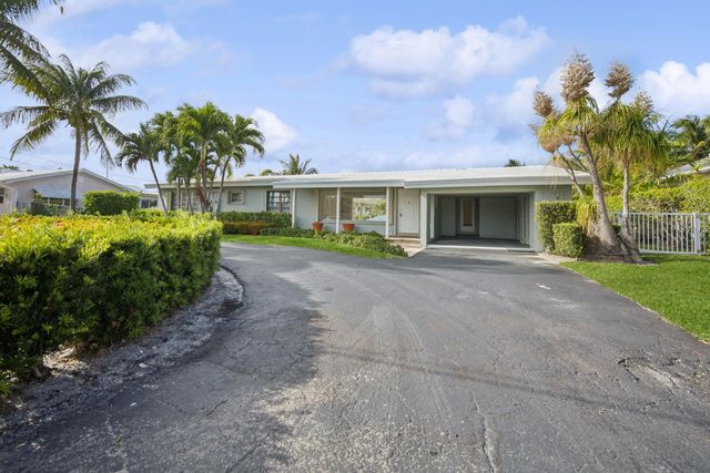 2433 NE 24th Street, Lighthouse Point, FL 33064