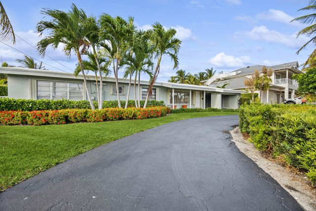 2433 NE 24th Street, Lighthouse Point, FL 33064