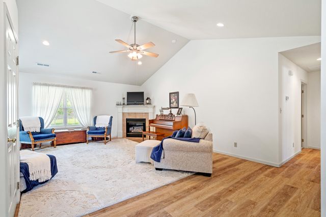1009 COHO CT, Columbia, MO 65203