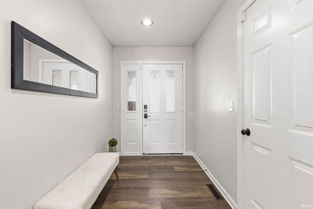 3905 Doral Lane, Elkhart, IN 46517