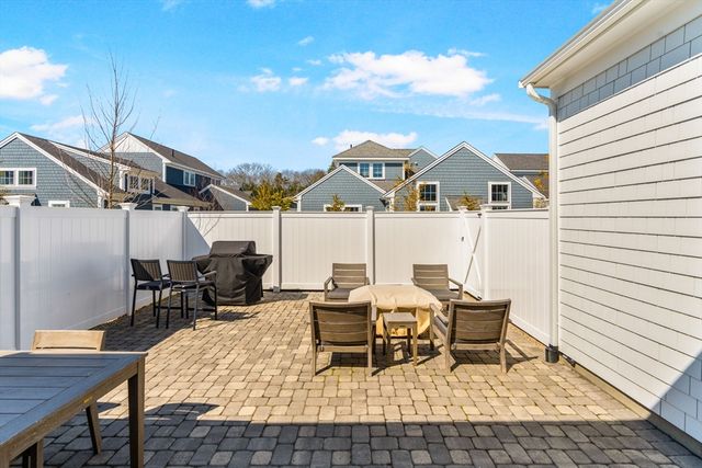 69 Cobblestone Circle, Mashpee, MA 02649