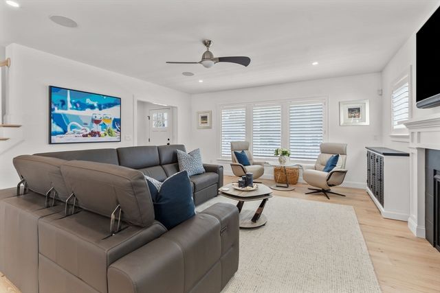 69 Cobblestone Circle, Mashpee, MA 02649