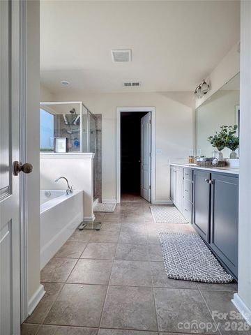 7025 Hamilton Mill Drive, Waxhaw, NC 28173