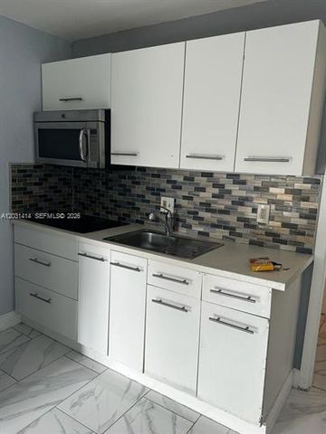 3251 SW 44th St 201, Dania Beach, FL 33312