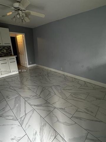 3251 SW 44th St 201, Dania Beach, FL 33312
